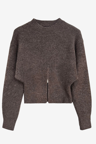 Zip-Front Knit Top – Long Sleeves, Cropped Fit, Waist-Shaping Design