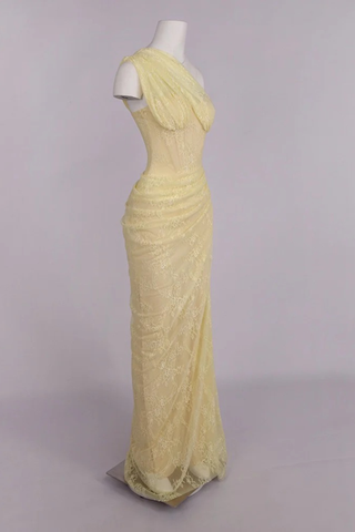 One-Shoulder Lace Long Dress with Sculpted Corset Fit