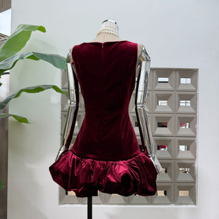 Sleeveless Burgundy Velvet Mini Dress with Bubble Hem Design