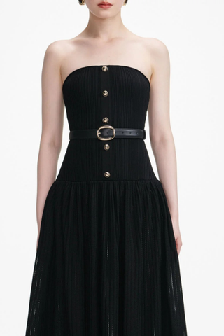 Strapless Pleated Knit Long Dress with Belt – Elegant Stretch Fabric
