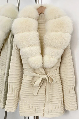 Belted Winter Coat with Faux Fur Collar – Long Sleeve Textured Fabric Jacket