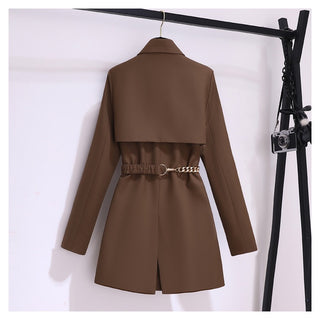 Structured Pocket Detail Blazer with Chain Belt – Long Sleeve Tailored Jacket