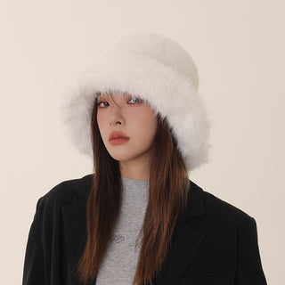 Plush Faux Fur Wide-Brim Winter Bucket Hat – Soft Fluffy Statement Hat