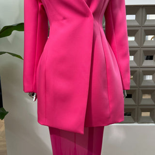 Long-Sleeve Structured Crepe Blazer & Pleated Mesh Skirt Set – Tailored Design