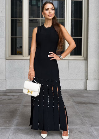 Sleeveless Ribbed Knit Maxi Dress – Pearl-Studded Slit Hem Design