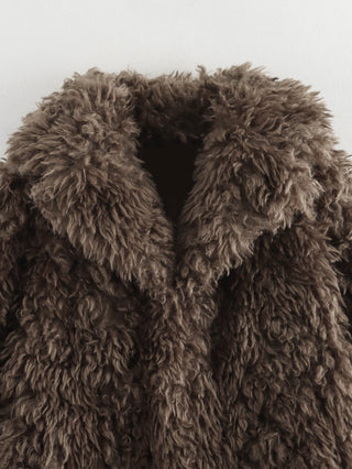 Chic Oversized Faux Fur Coat