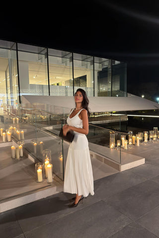 Sleeveless Ribbed Knit Long Dress with Pleated Hem